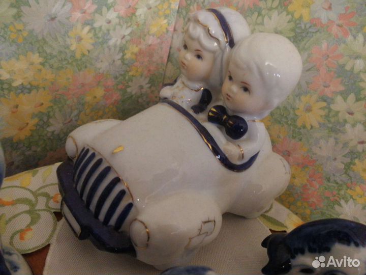 Фарфоровые статуэтки