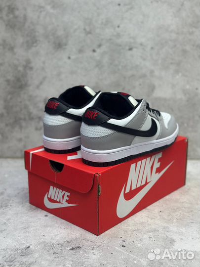 Кроссовки Nike SB Dunk Low