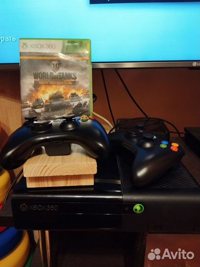 Игровая консоль Xbox 360 бу
