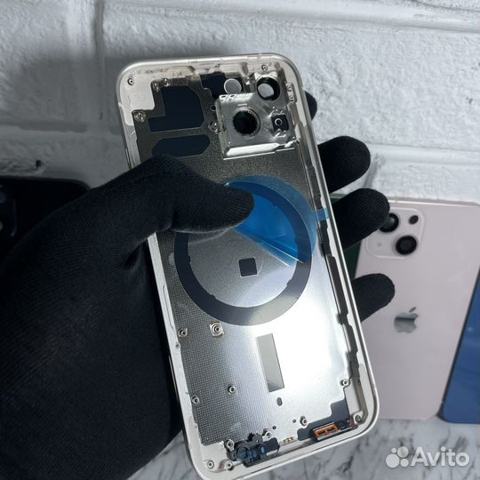 Корпус iPhone 13