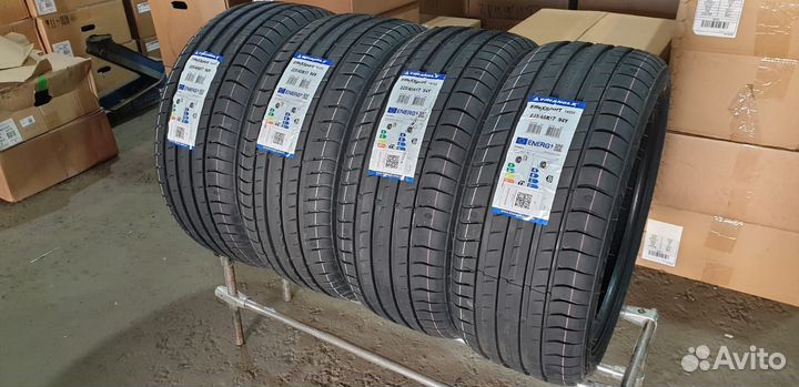 Triangle EffeXSport TH202 255/55 R20 110V