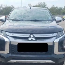 В разборе Mitsubishi L200 KK KL