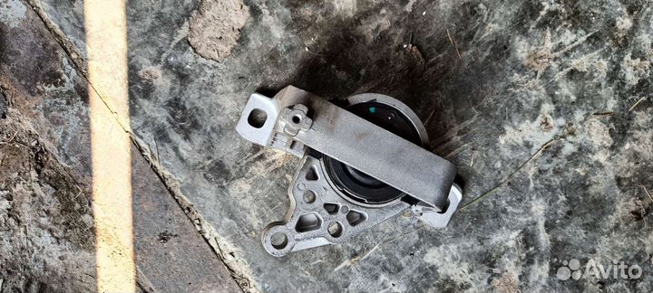 Опора двигателя mazda 3 bk