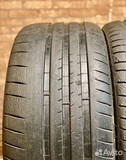 Michelin Pilot Sport Cup 2 245/35 R20