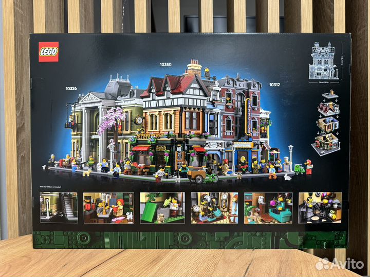 Lego Icons 10350 Tudor Corner (В наличии)