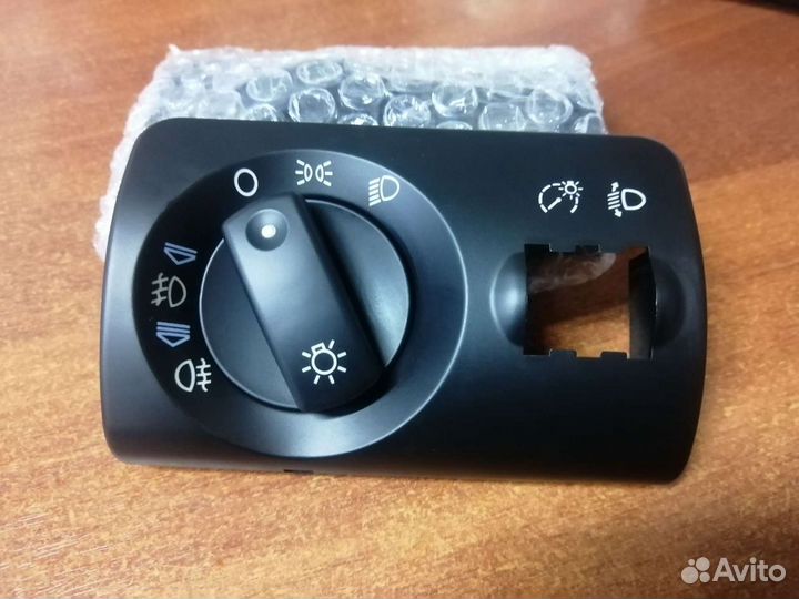 Накладка переключателя света фар на Ауди А6 С5