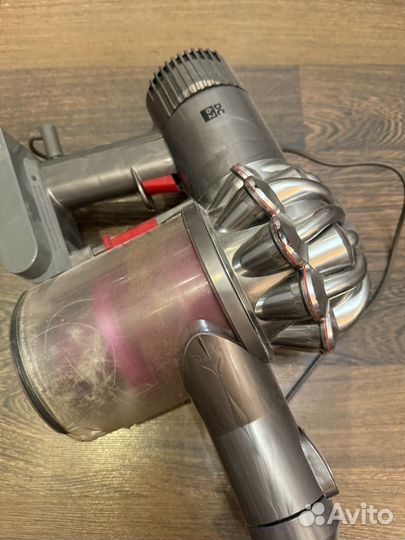 Пылесос dyson dc62