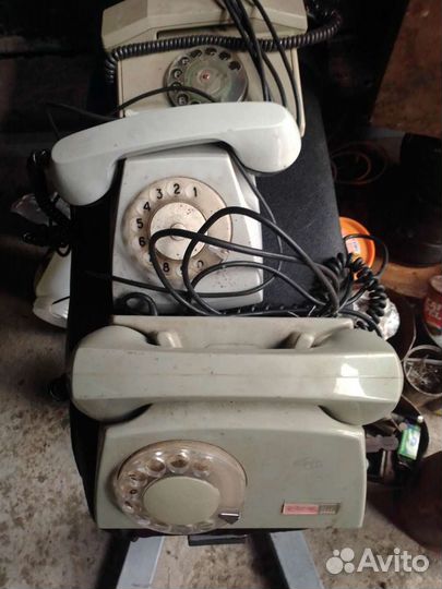 Старый телефон