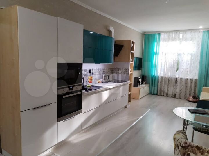 2-к. квартира, 65 м², 1/5 эт.