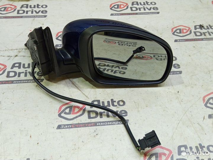 Зеркало заднего вида боковое переднее правое Skoda