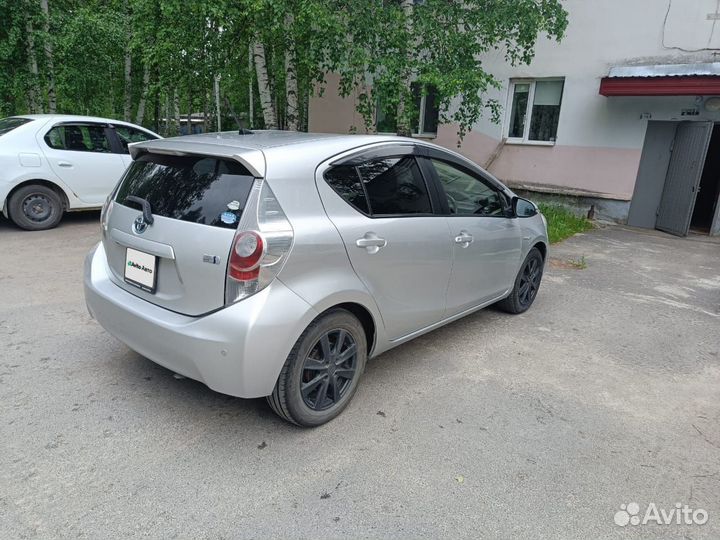 Toyota Aqua 1.5 CVT, 2012, 152 000 км