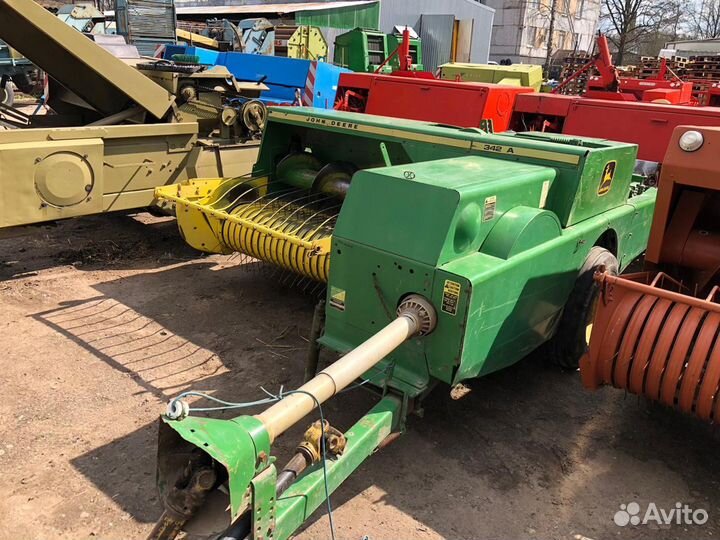 Пресс-подборщик John Deere 342 A, 2006