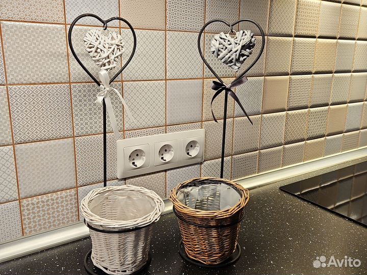 Плетеные горшки для цветов