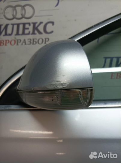 Накладка двери передней левой VW Jetta 2005-2011