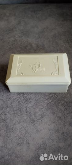 Шкатулка красноармейцы карболит 50-е г.г