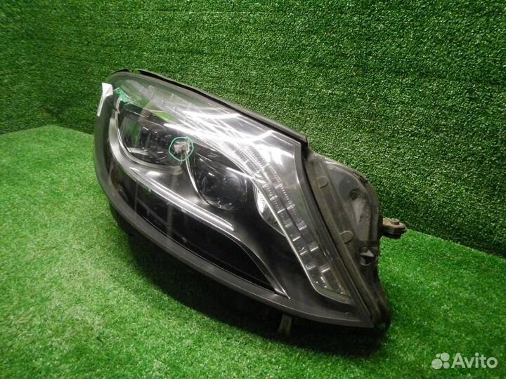 Фара правая Mercedes S W222 (2013-2017) LED