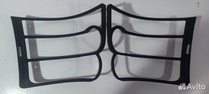 Защита задних фонарей Range Rover Sport