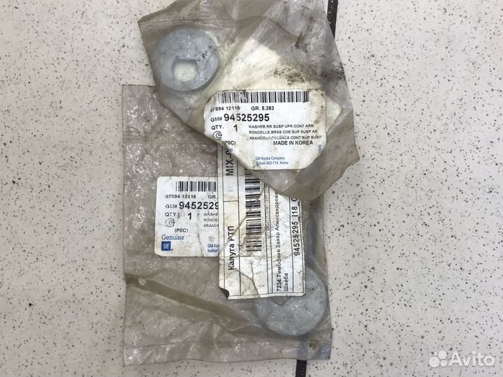 Шайбы развальных болтов GM