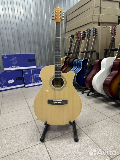 Электроакустическая гитара Elitaro
