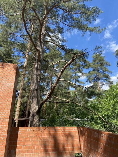 Дом 349 м² на участке 4 сот.