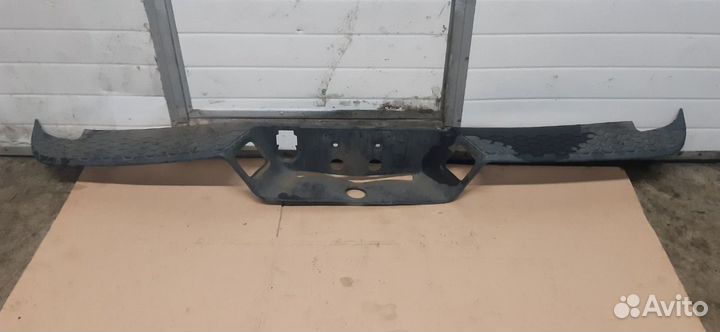 Dodge RAM 2009-2018 накладка заднего бампера