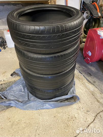 Yokohama BluEarth-1 EF10 205/50 R17