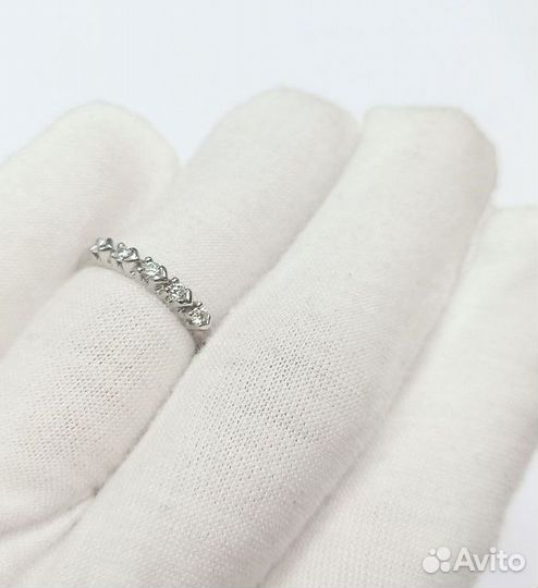 Кольцо с природным камнем Золото