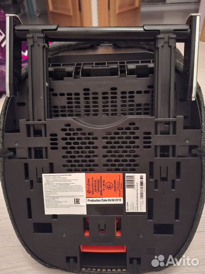 Автомобильное кресло cybex solution z-fix+