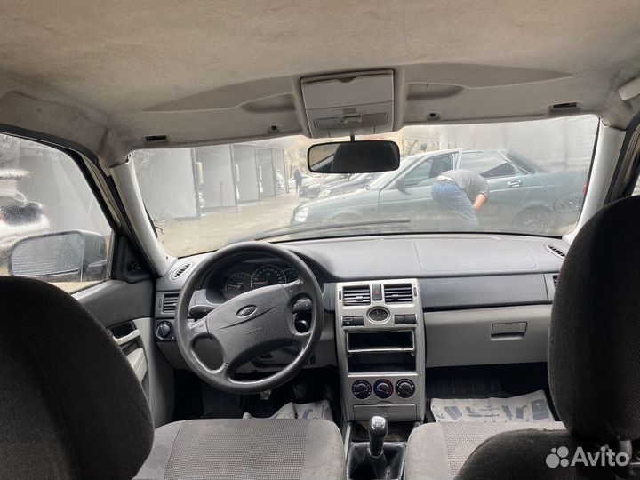 Передний бампер priora