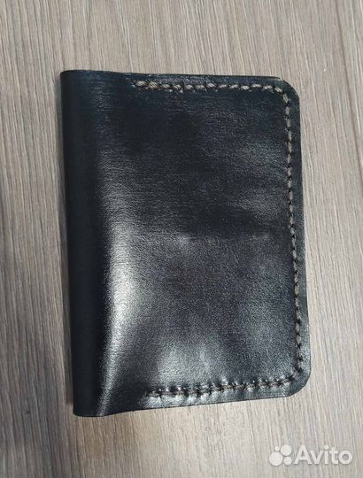 Обложка на паспорт из кожи ручной работы