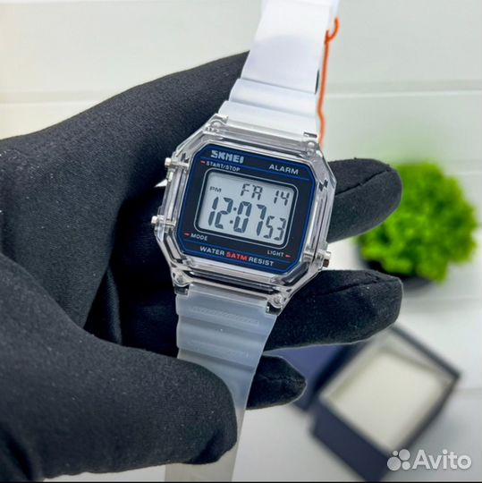 Часы skmel