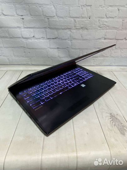 Игровой ноутбук MSI I5-7300HQ / GTX 1050 / 24gb