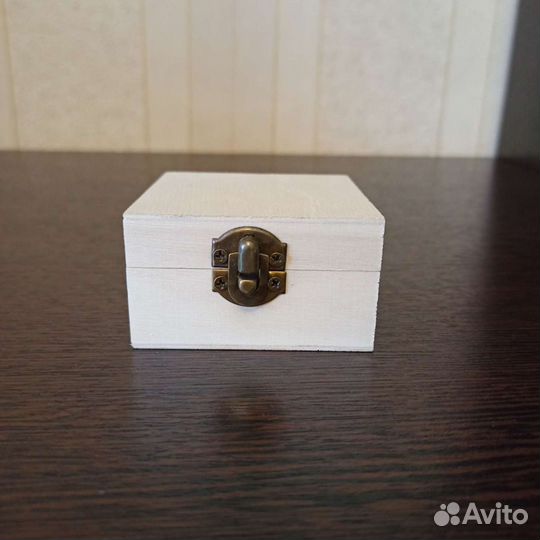 Шкатулка декоративная