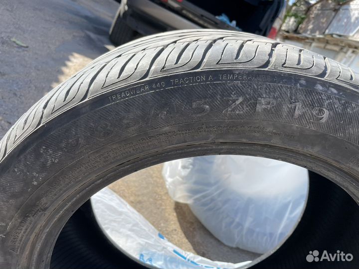 Zeta Azura 255/50 R19 и 285/45 R19