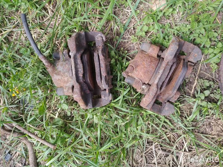 Передние суппорта BMW е32