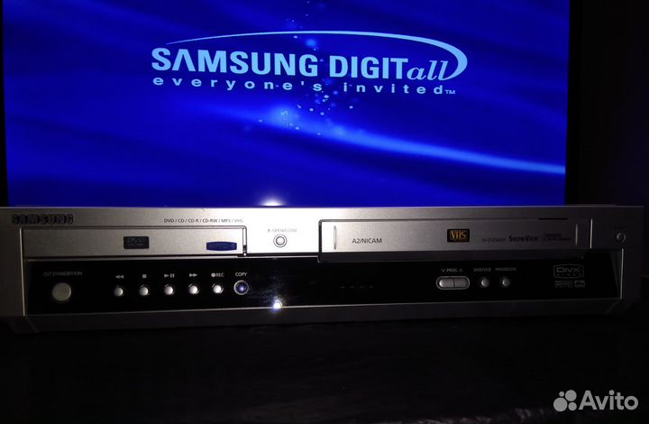 DVD- плеер/видеомагнитофон Samsung