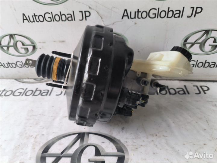 Цилиндр тормозной главный Volvo XC70