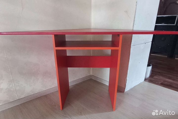 Угловой письменный стол бу