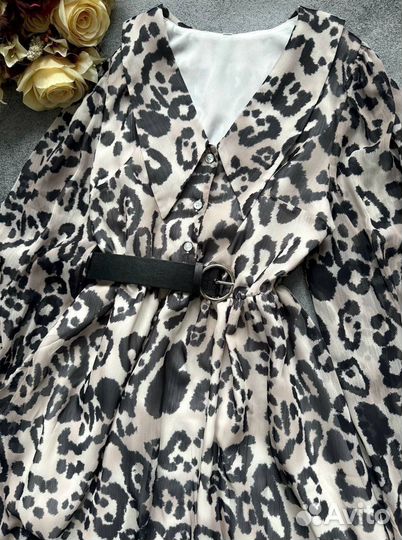 Платье в трендовой расцветке