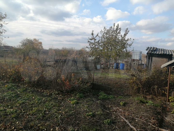 Дом 30 м² на участке 7 сот.