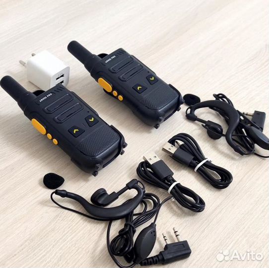 Рация с наушником, радиостанция с гарнитурой