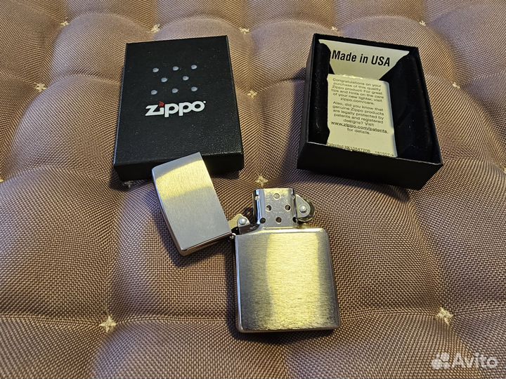 Новая Оригинальная Zippo 200 Brushed Chrome