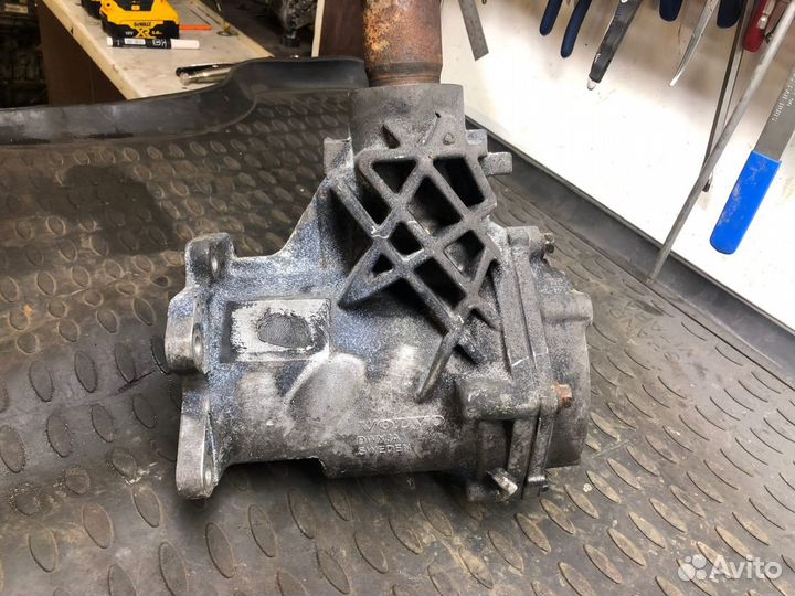 Раздаточная коробка кпп Volvo XS60