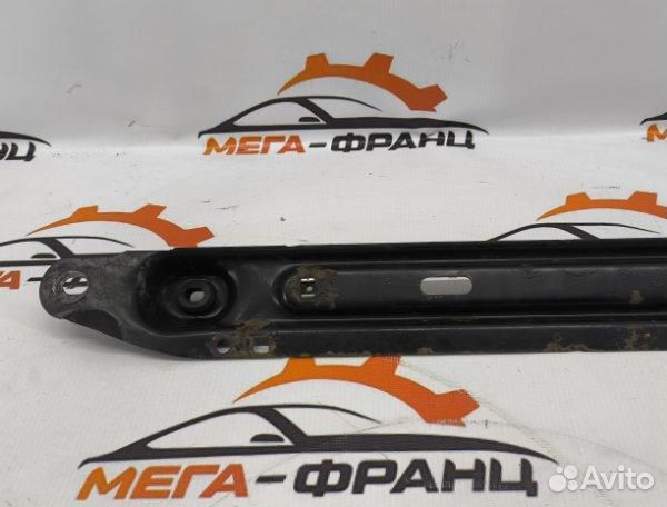 Планка радиатора Peugeot 308 легковой универсал