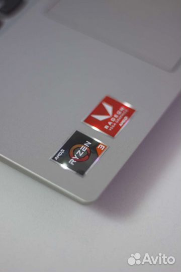 Ноутбук Lenovo