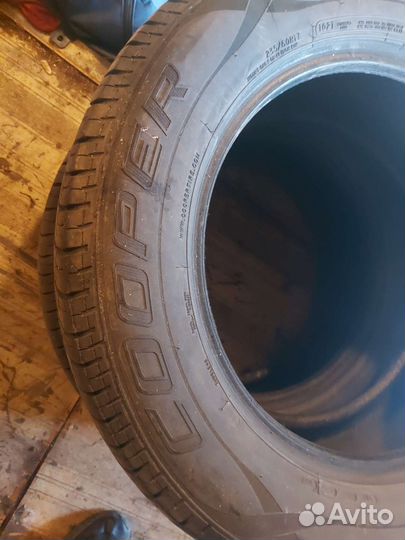 Cooper Adventurer A/T 235/60 R17