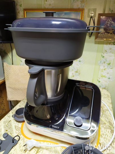 Кухонный робот Tokit