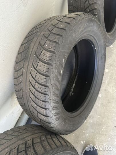 Matador MP 30 Sibir Ice 2 215/55 R16 97T