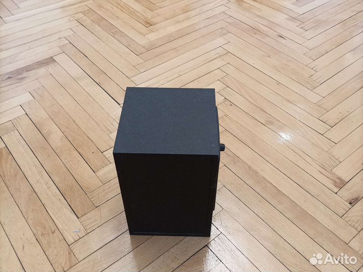 Сабвуфер creative