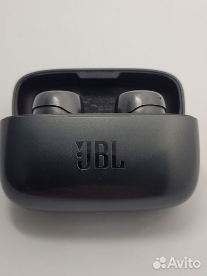 Беспроводные наушники JBL Live 300 TWS